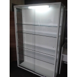 Expositores em Acrílico com Chave