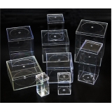 onde encontro caixa em acrílico sob medida Goiânia