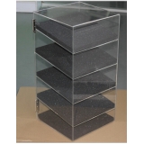 onde encontro expositores em acrílico com chave Curitiba